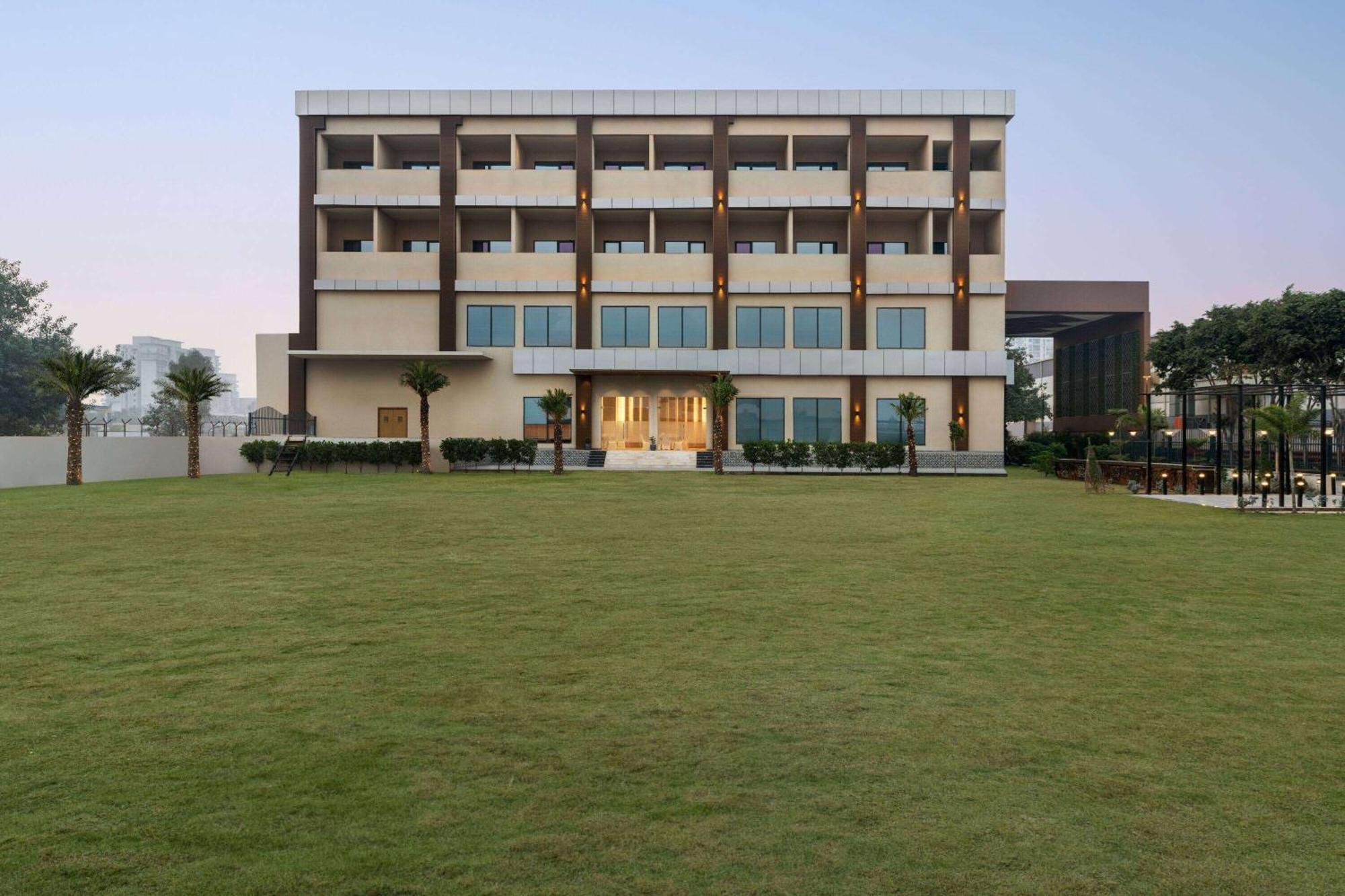 Wyndham Garden Sonipat Murthal Exteriér fotografie