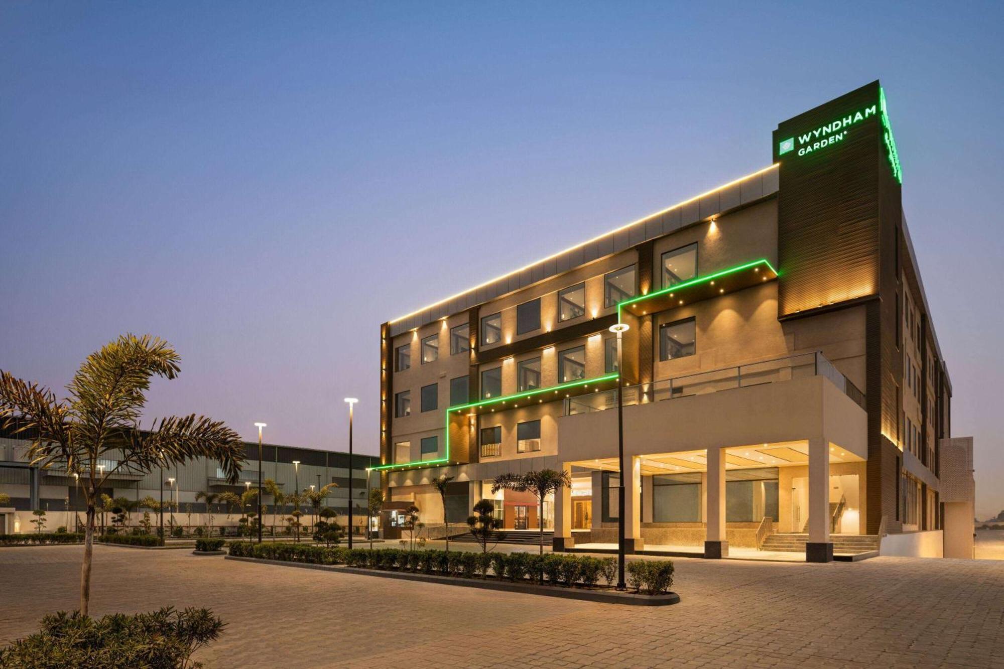 Wyndham Garden Sonipat Murthal Exteriér fotografie